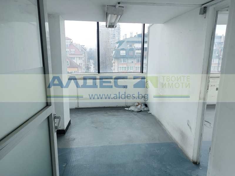 Дава се под наем Офис в София, Хладилника - 250 кв.м за 1895.16 € - Снимка #13
