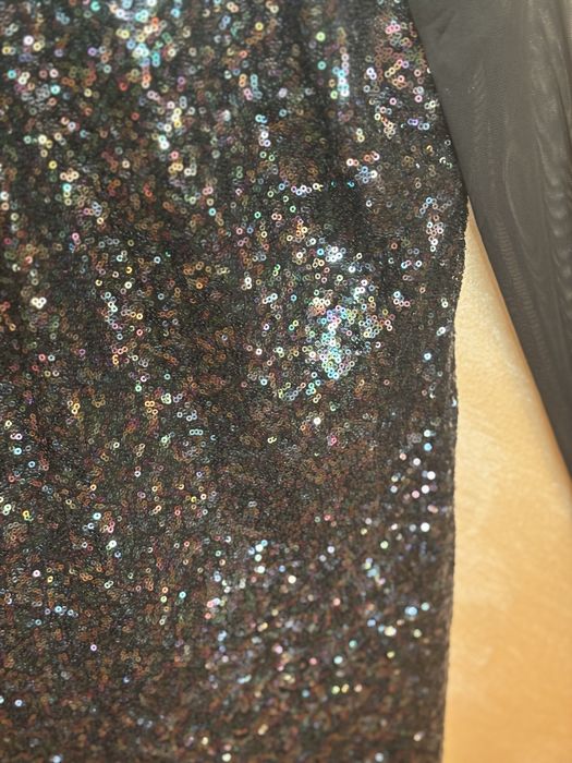 Нова лъскава рокля