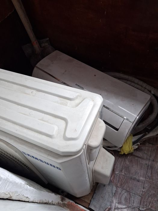 Продам кондиционер Samsung AR07TQHQAURNER