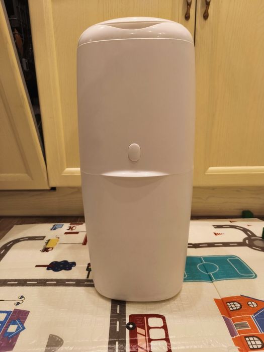 Херметичен кош за използвани пелени / памперси Angelcare Captiva