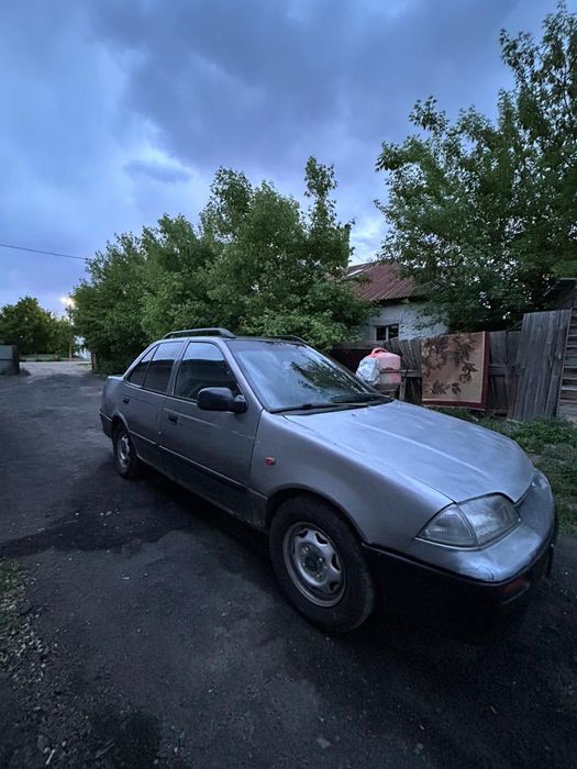 Suzuki swift 1993 года
