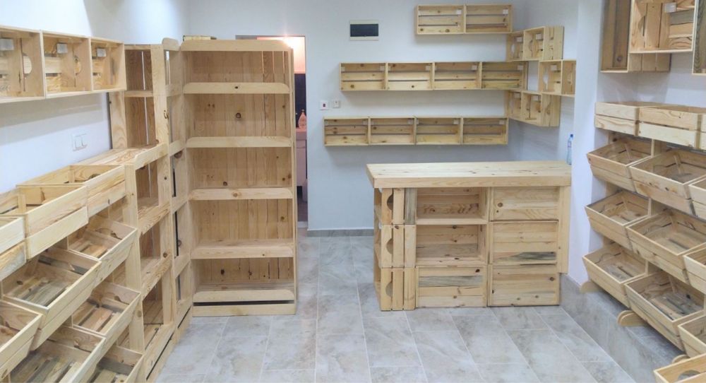 Дървени бюро/работна маса от дървени щайги