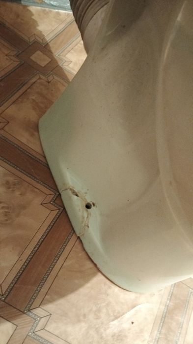 Продается Унитаз