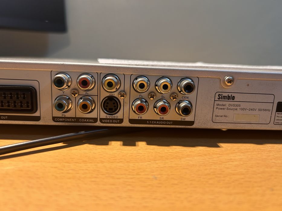DVD PLAYER SIMBIO DV5305 Funcțional.