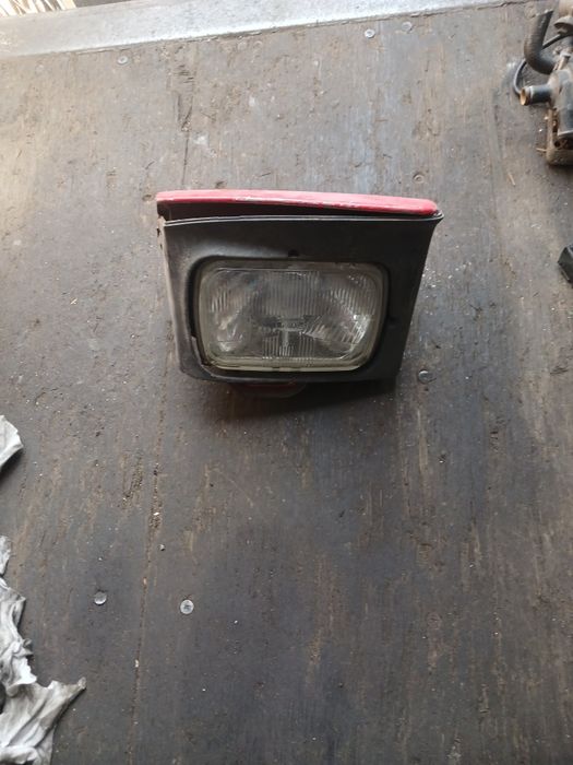 Фара Мазда 323F в оригинале