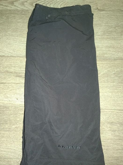 Pantaloni Mammut marime 48 sau M
