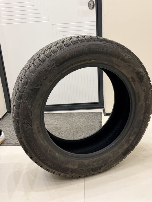 Продам зимние шины срочно