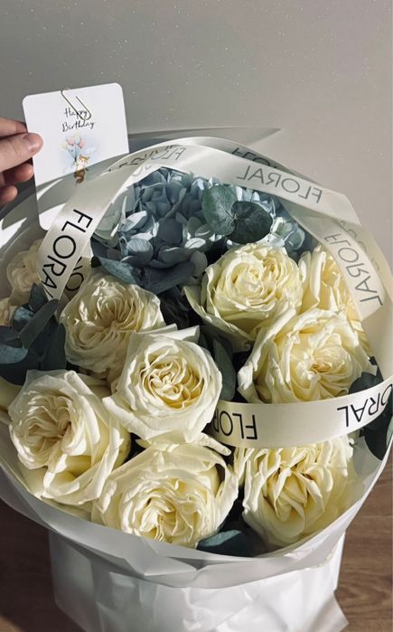 Цветы розы + гартензы