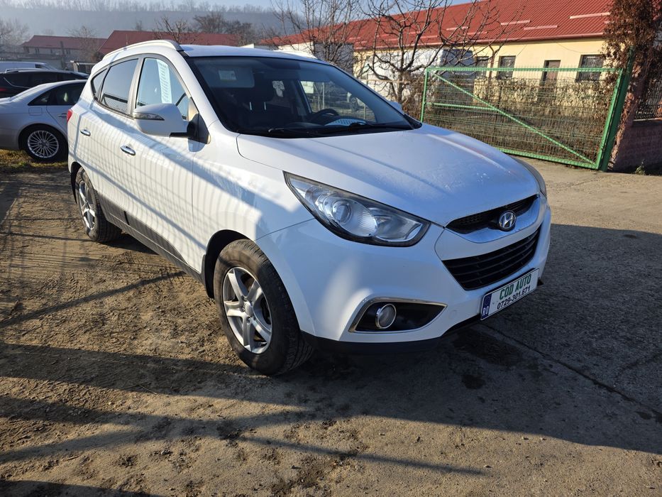 Hyundai ix35  4WD 2.0 diesel