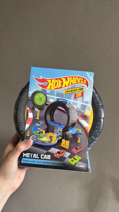 игрушки разные для мальчиков и для девочек