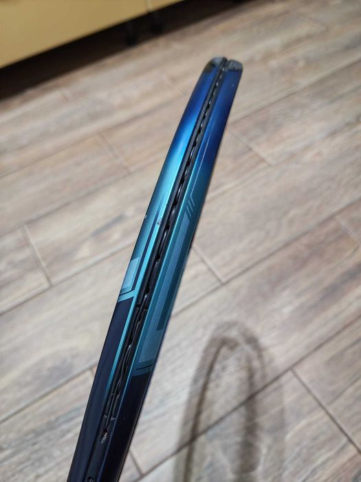 Racheta Yonex Ezone 100