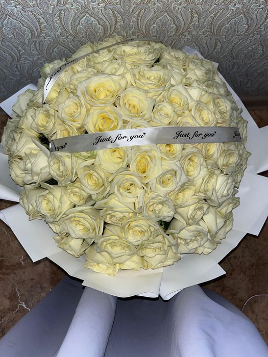 Букет роза 101 свежий