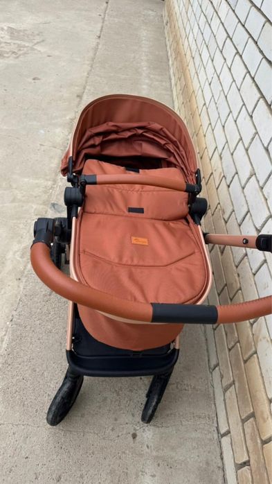 Продаю коляску детскую