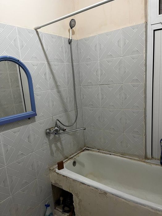 Срочно продаётся квартира Мирабадский р-н Куйлюк массив 1 3/1/4