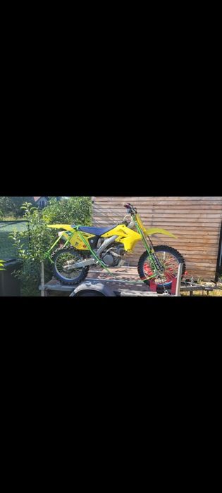 Suzuki rmz 250cc 4 t