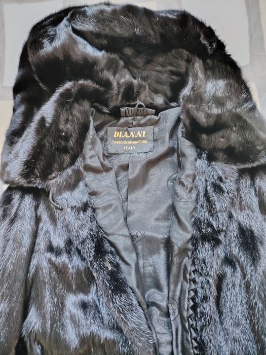 Продам норковую шубу