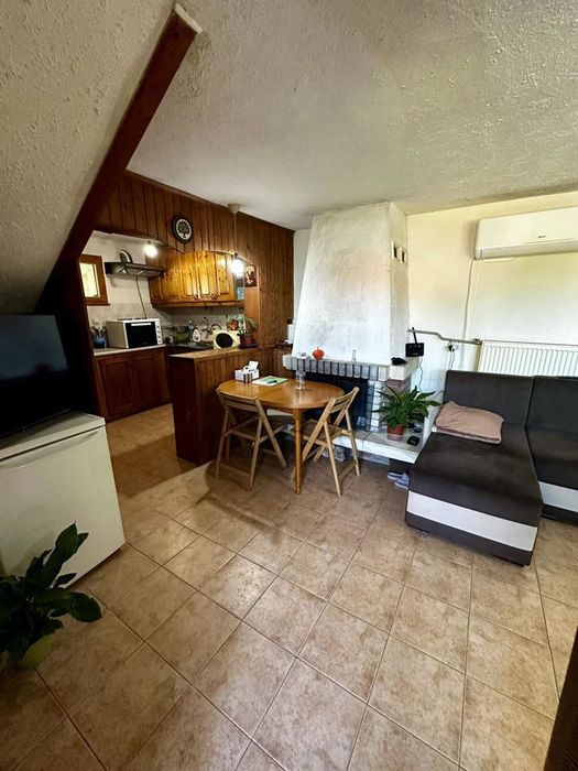 Къща в Ловеч, област-гр.Троян площ 66 цена 75000