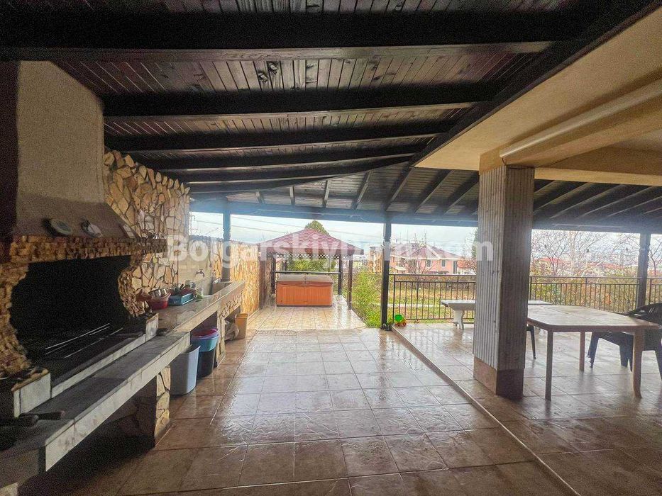 Продава се Къща в Несебър - 285 кв.м за 931 €/кв.м - Снимка #8