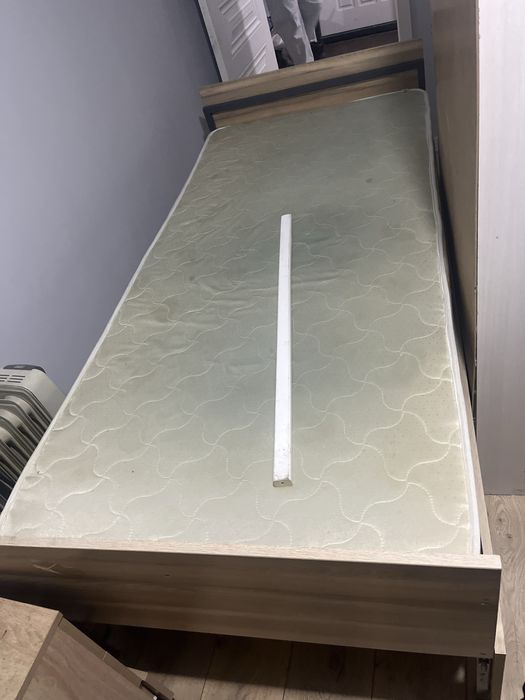 Кровати даром заберите