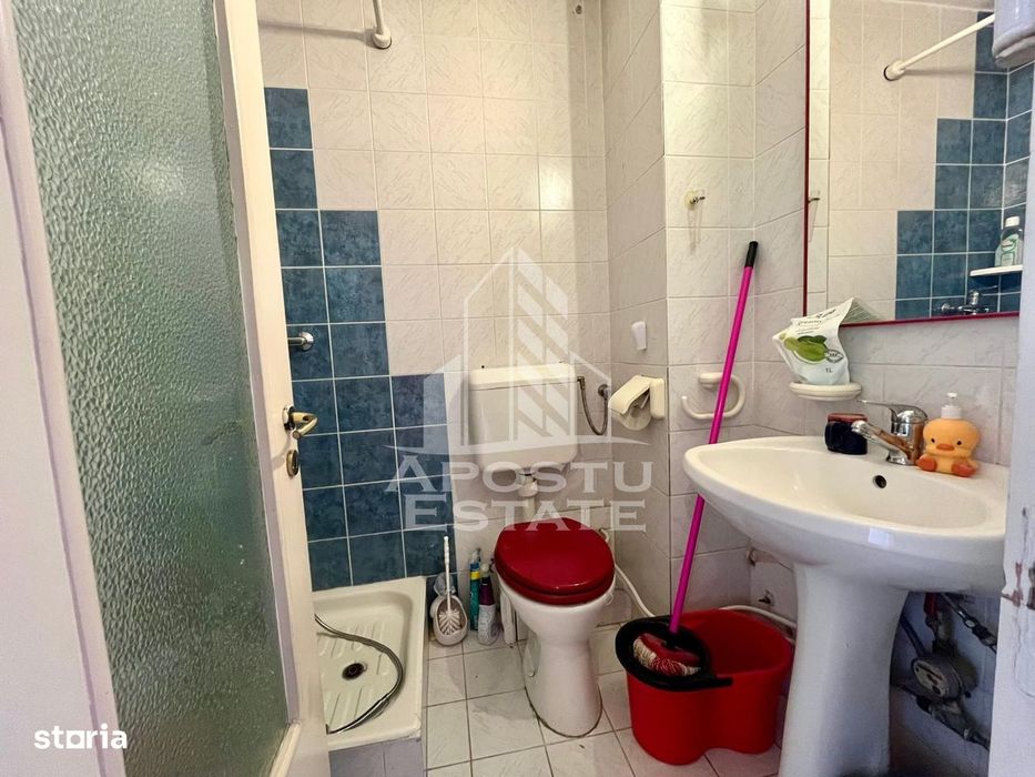 Apartament 4 camere de vanzare,decomandat,zona Fabric, Timisoara