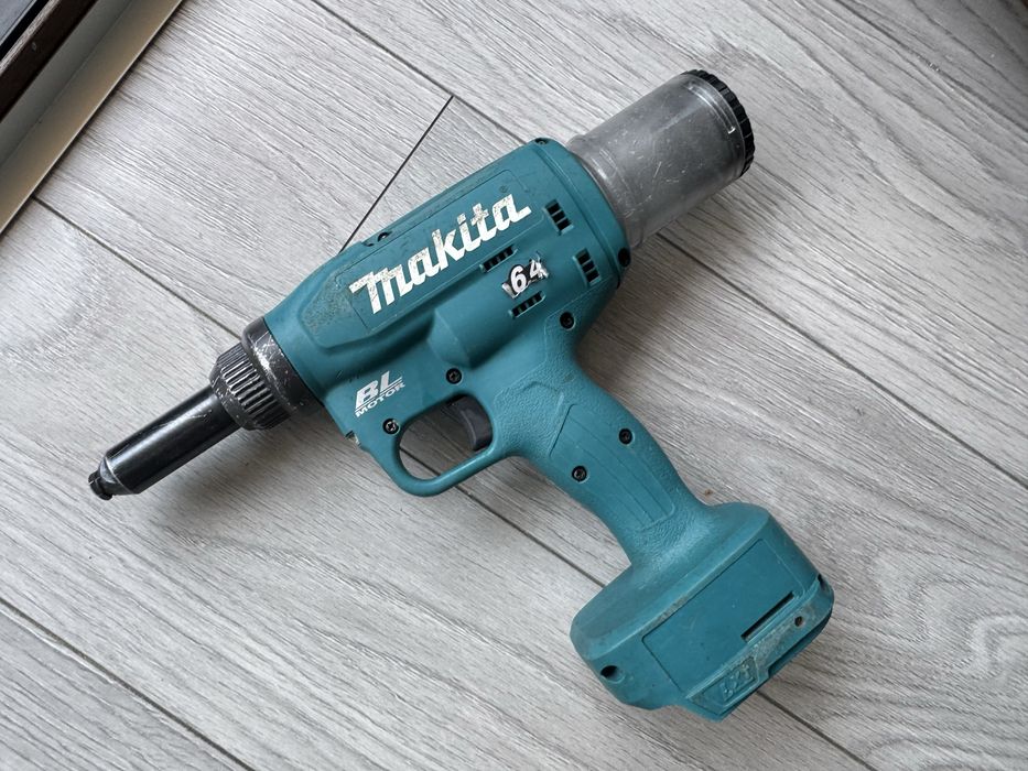 Pistol nituri DVR250