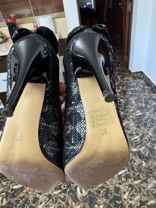 Pantofi eleganți damă 37