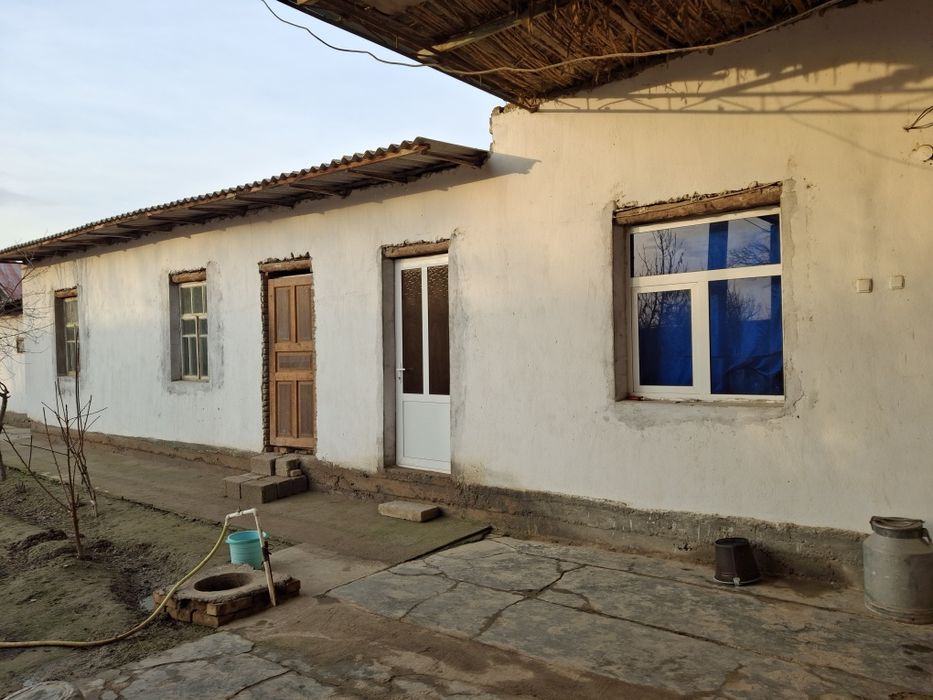 Uy sotiladi 40 yillikda