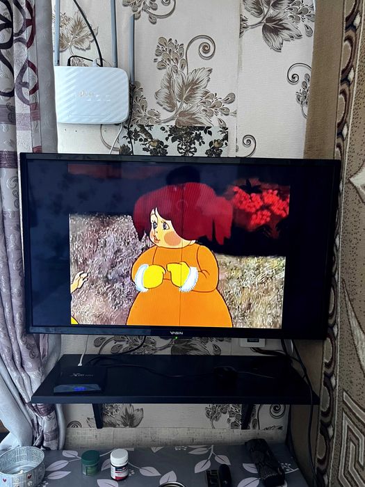 Телевизор YASIN32