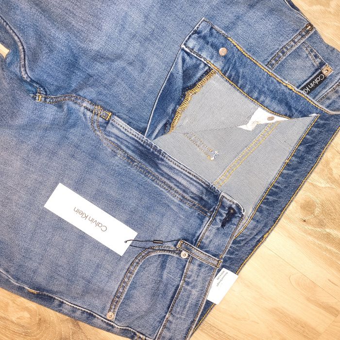 Blugi CK, NOI cu eticheta, relaxed straight fit