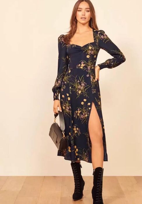 Продам платье красивое