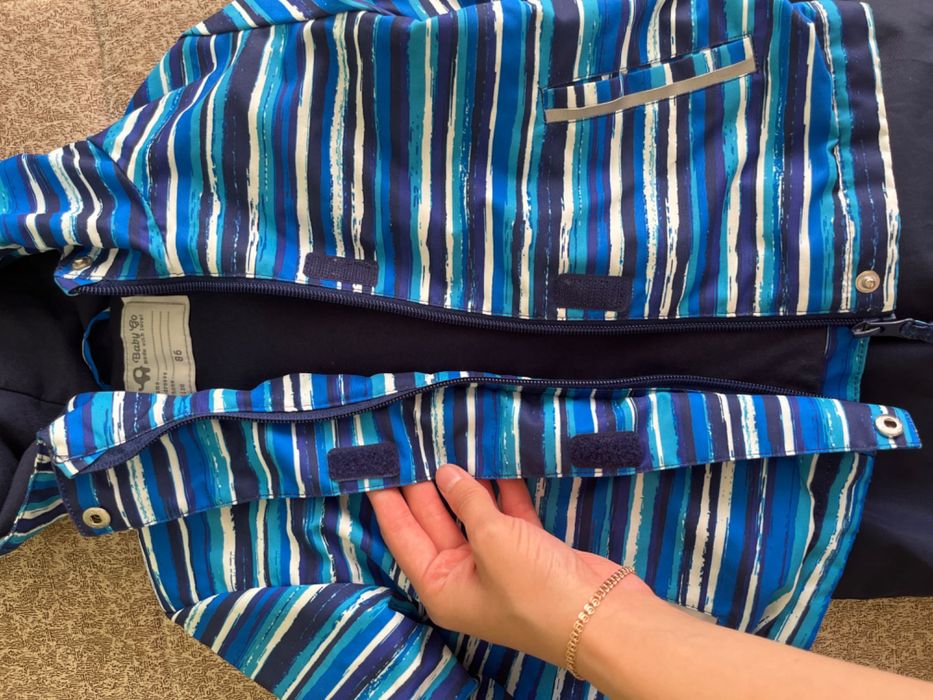 Продам осенний комбинезон