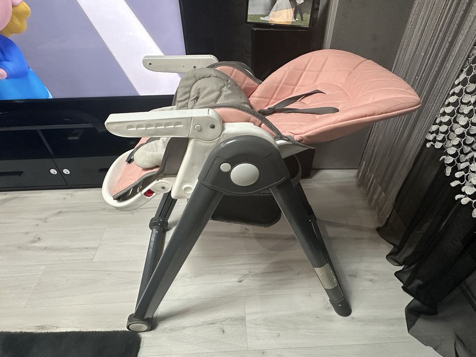 Децко столче за хранене