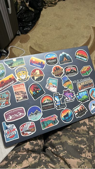 Asus Vivobook 16