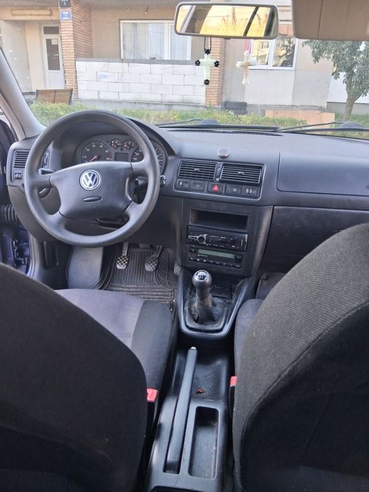 Vând golf IV ...