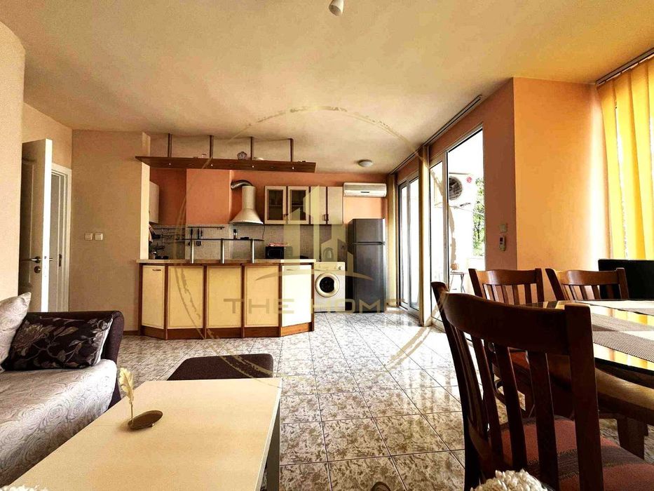 Дава се под наем Тристаен апартамент в Варна, Център - 72 кв.м за 550 € - Снимка #1