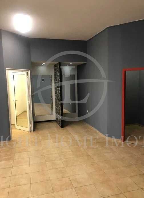 Продава се Магазин в Пловдив, Кючук Париж - 97 кв.м за 1207 €/кв.м - Снимка #4