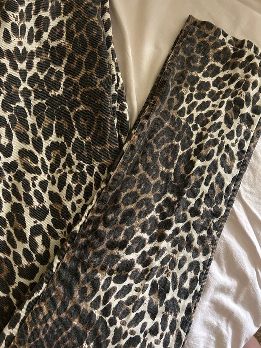 Леопардови  дамски дънки