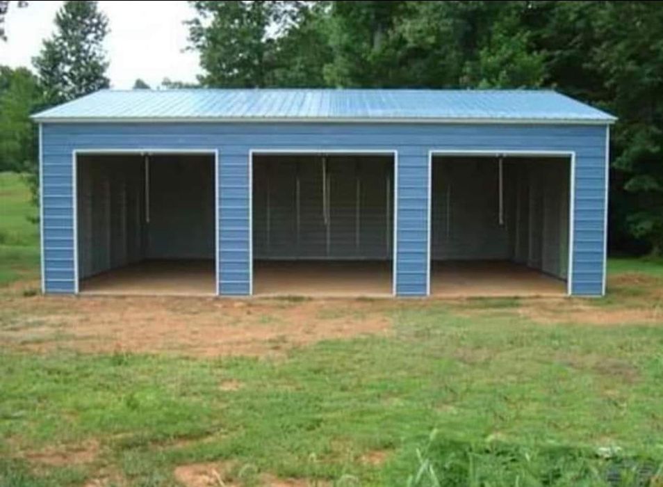 Vând container de pe stoc 2,40x 6 x2 =2800e si căsute case