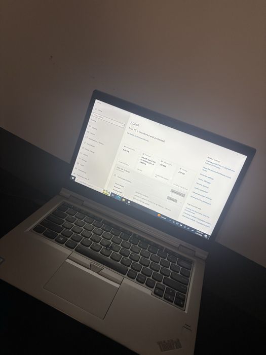 Laptop thinkpad lenovo