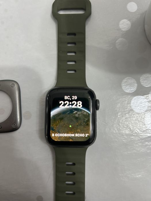 Apple Watch 4, 40 мм