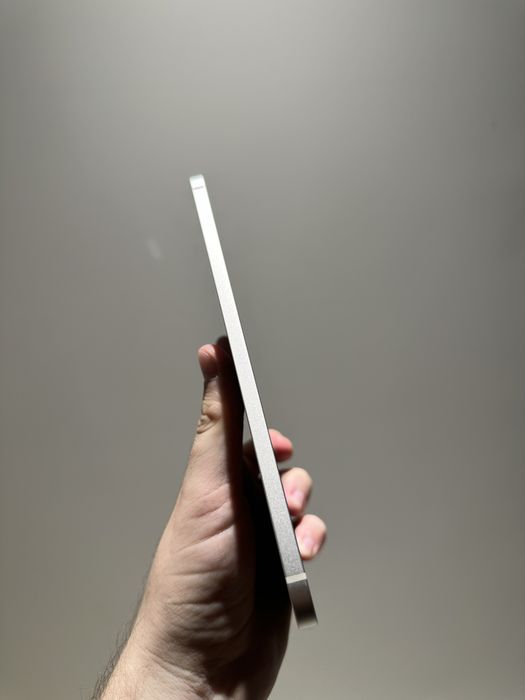 Ipad  mini 7 128 gb (Sim)