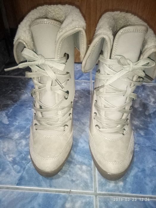 Дамски боти