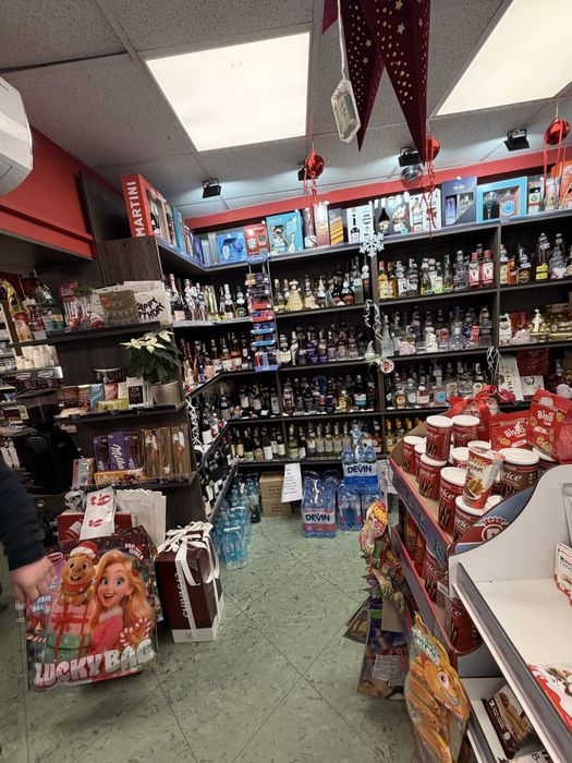 Продава се разработен бизнес МАГАЗИН ЗА АЛКОХОЛ И ЦИГАРИ