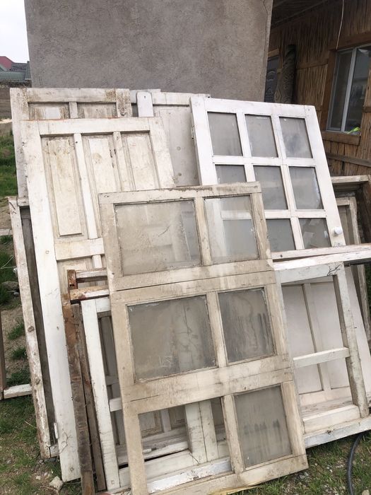 Окна, двери отдам бесплатно.