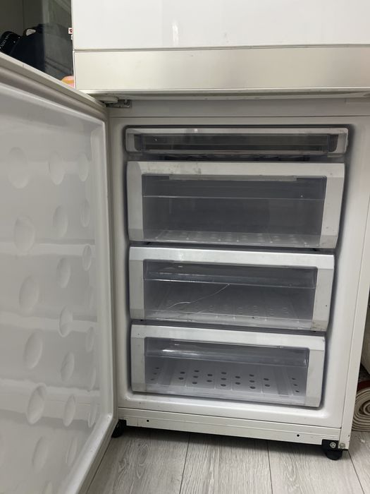 Холодильник самсунг