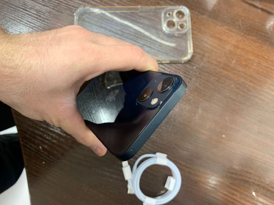Айфон 13 в отличном состоянии