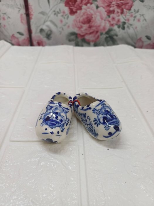 Vintage Ръчно изработени Холандски порцеланови Саб