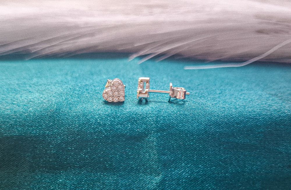 Cercei cu moissanite