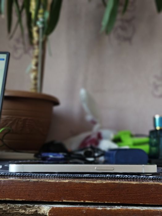 iPhone 13 128гб Белый