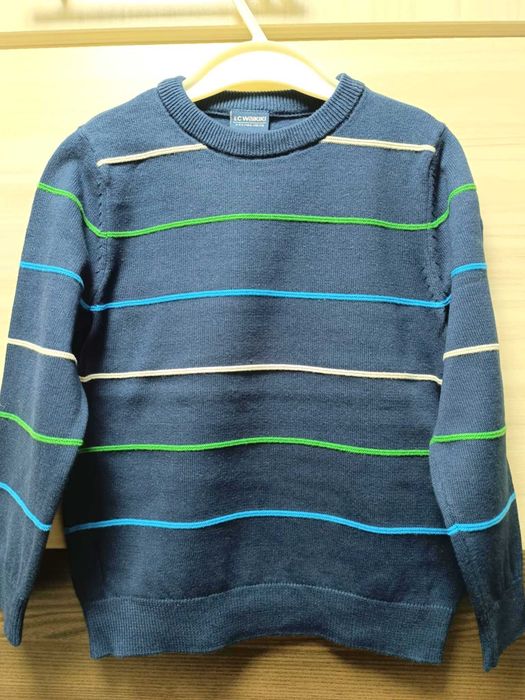 Детски чисто нови пуловери